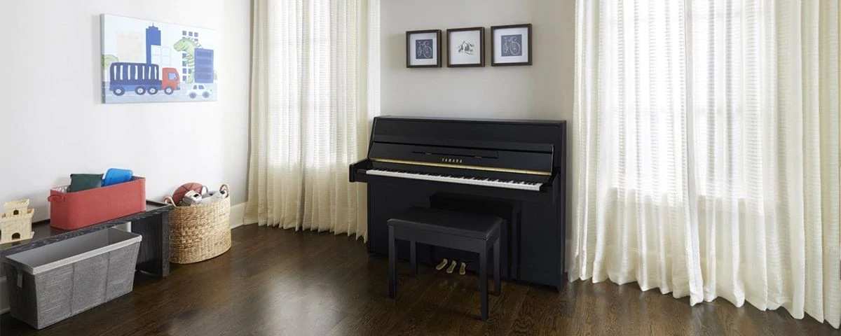 Yamaha b2 acoustic piano in home environment