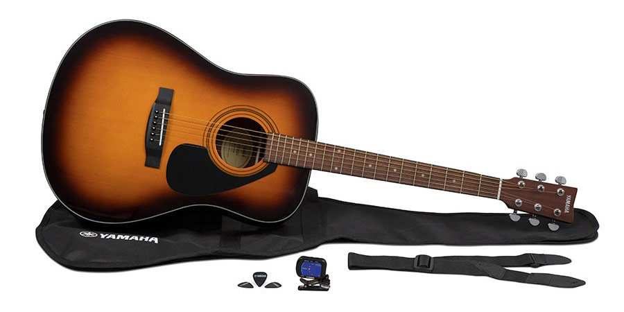 Yamaha Gigmaker Standard Acoustic Guitar and Accessories