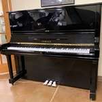 Yamaha U-Series U3 Upright Piano - Polished Ebony - Pre-Owned