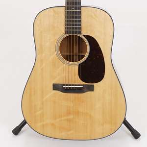 Martin Custom Shop Dreadnought Acoustic Guitar - Premium Bearclaw Spuce with Mahogany Back and Sides (Used) with Case